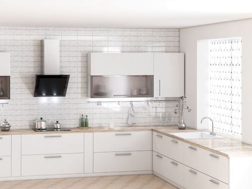 Kitchen & Amenities