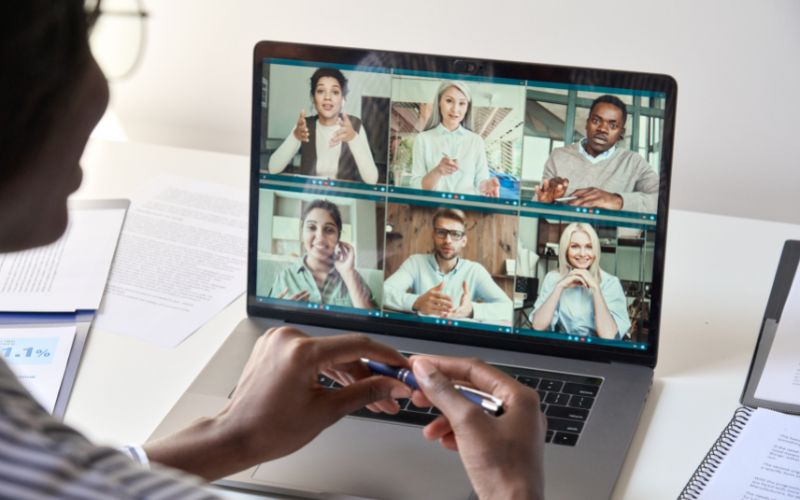 30 Tips for Managing Remote Teams and Workers